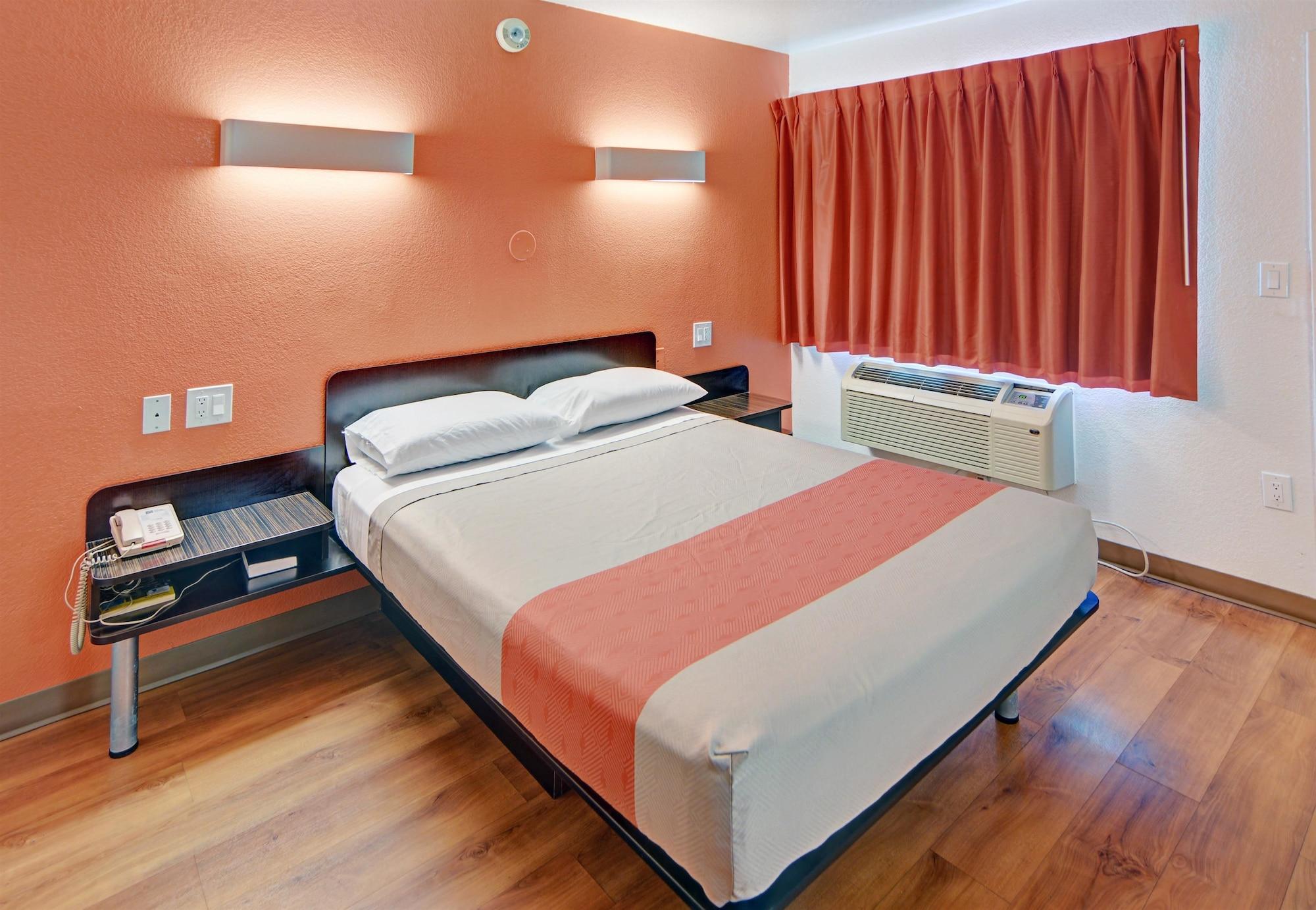 Motel 6 Denton, Tx - Unt Luaran gambar