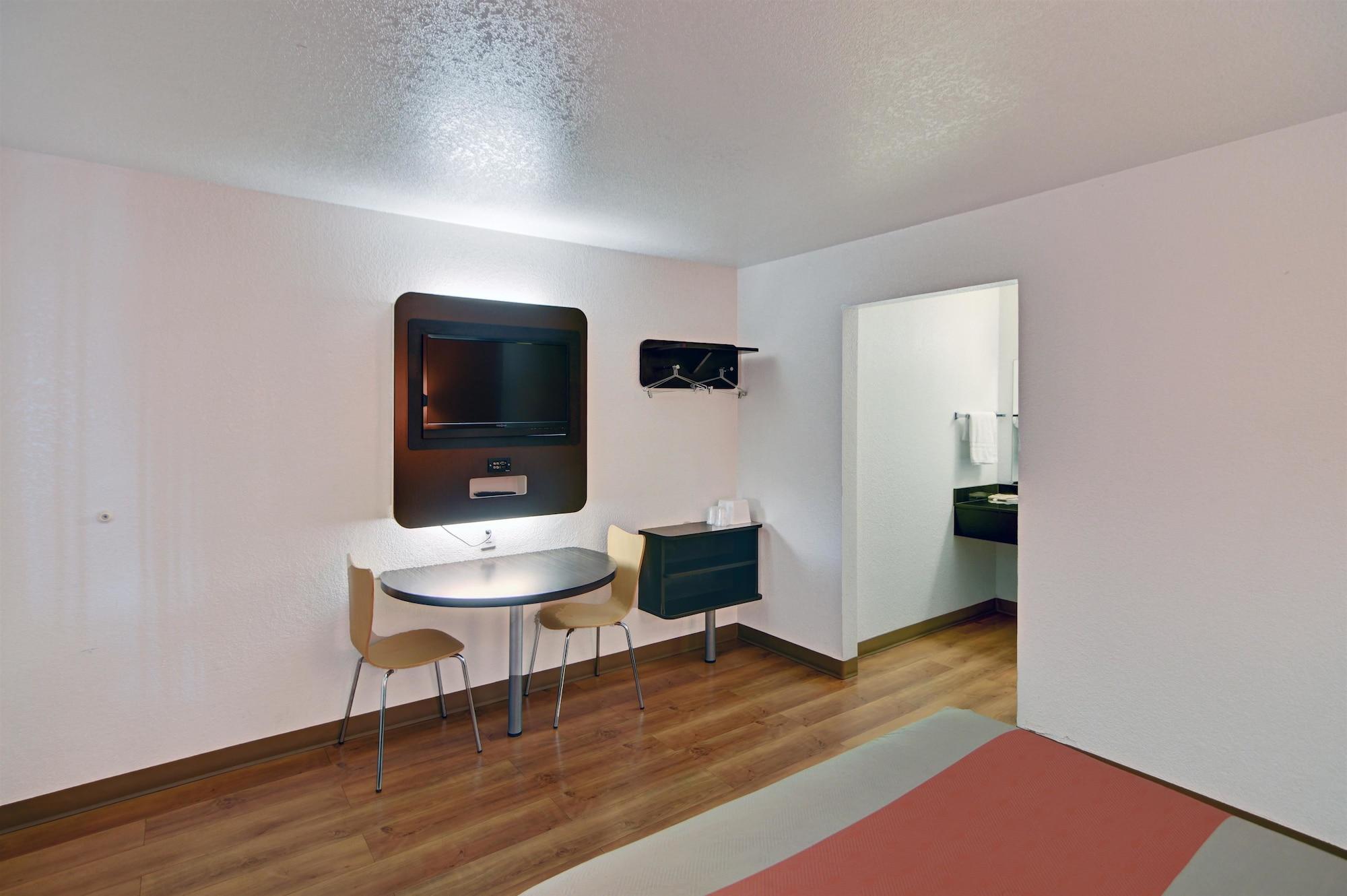 Motel 6 Denton, Tx - Unt Luaran gambar