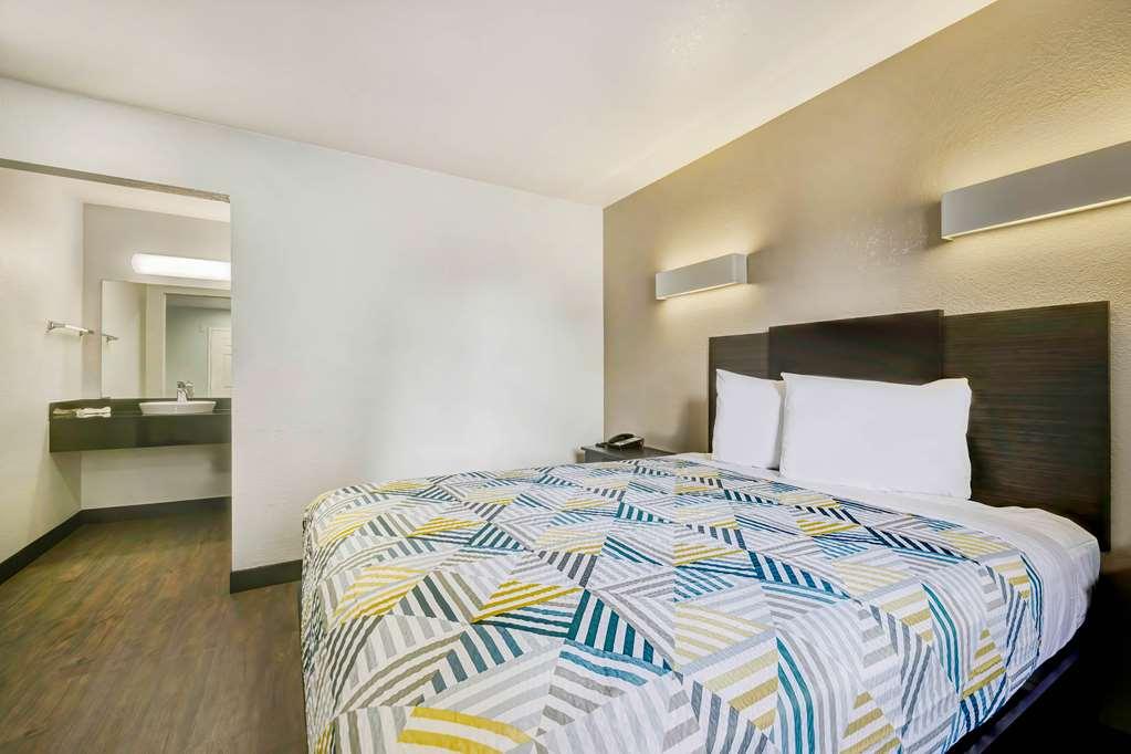 Motel 6 Denton, Tx - Unt Bilik gambar